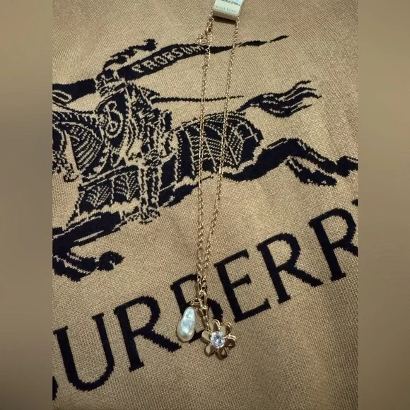 New - Anthropologie statement necklace - Picture 3 of 5